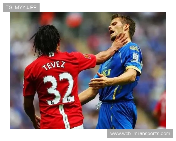 马特乌斯：若论影响力，马拉多纳无人能敌，马拉多纳和特维斯